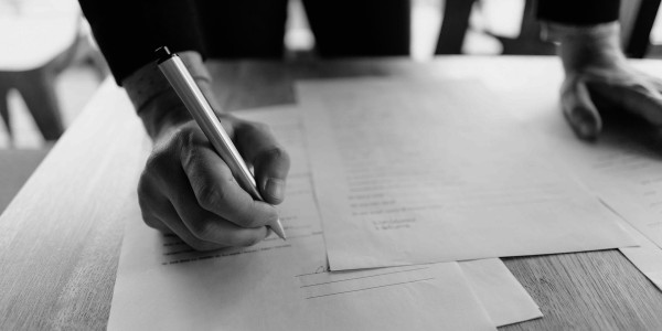 Peritajes Civiles y Mercantiles Sant Quirze de Besora · Evaluación Incumplimiento de Contratos