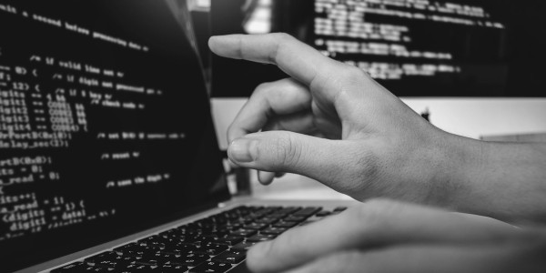 Peritajes Industriales Solsona · Informes Periciales de Delitos Cibernéticos